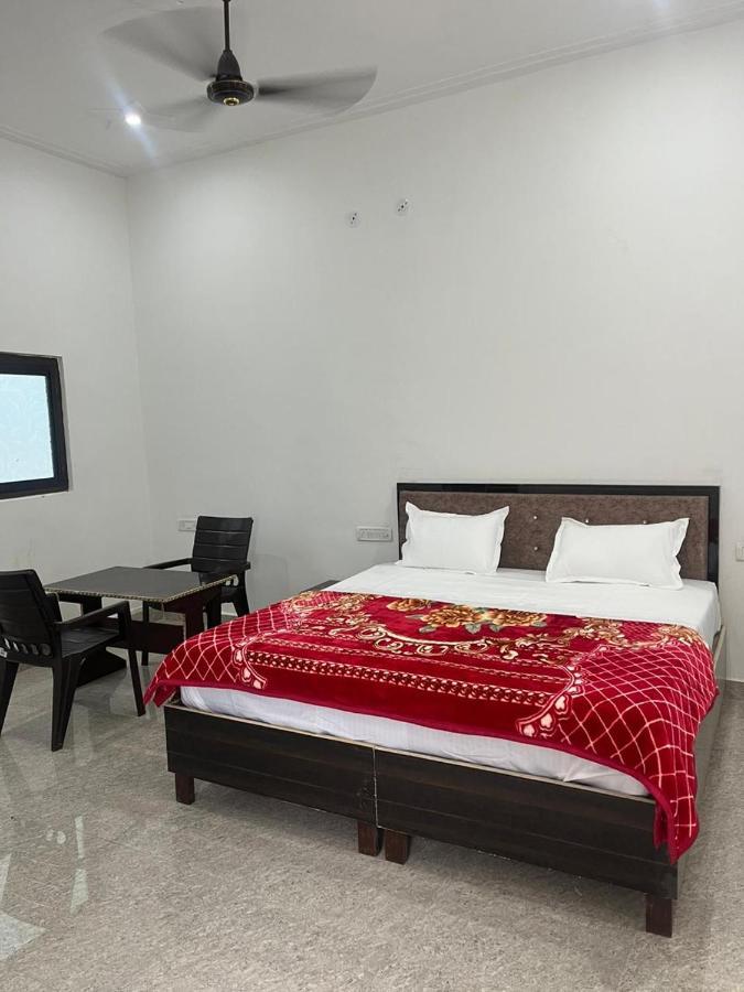 Indiana Home Stay 카주라호 외부 사진